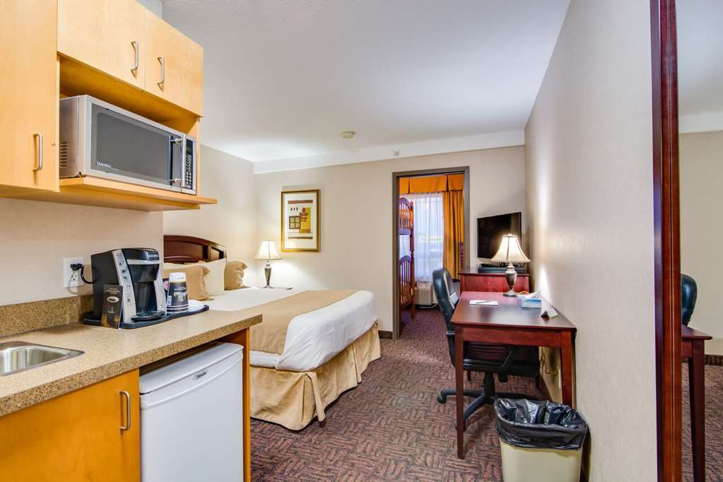 Peavine Inn & Suites High Prairie 部屋 写真
