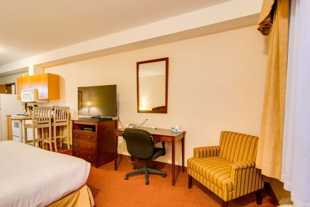 Peavine Inn & Suites High Prairie 部屋 写真
