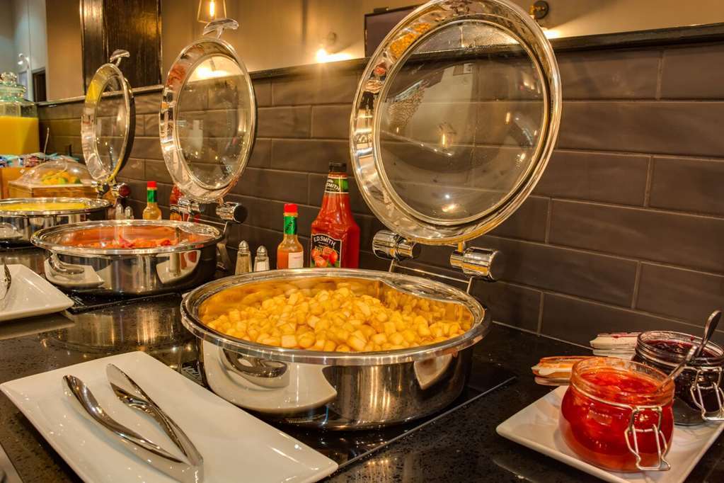 Peavine Inn & Suites High Prairie レストラン 写真