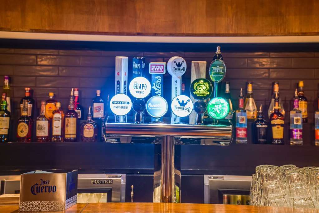 Peavine Inn & Suites High Prairie レストラン 写真